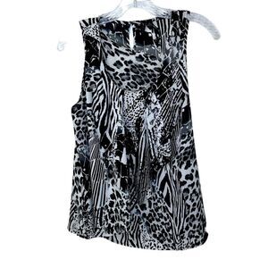 Ion’s Shell Top, Pleated and Ruffle top.       Size: Small